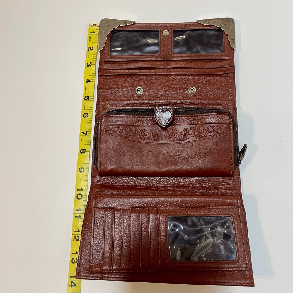 Brighton Crocodile Embossed Vintage Leather Clutch / Wallet Organizer - Picture 8 of 16